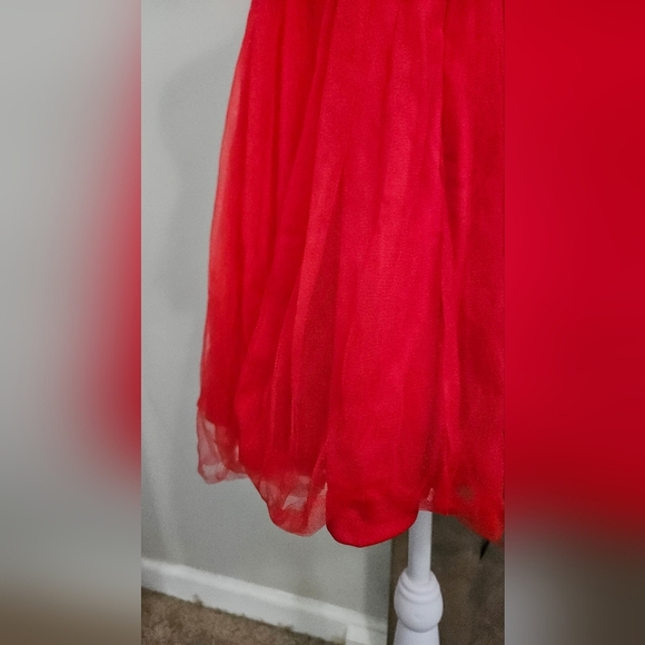 EILLY BAZAR Red Sheer Mesh Tie Front Ruffle Detail Cold Shoulder Mini Dress. XS - Picture 11 of 16
